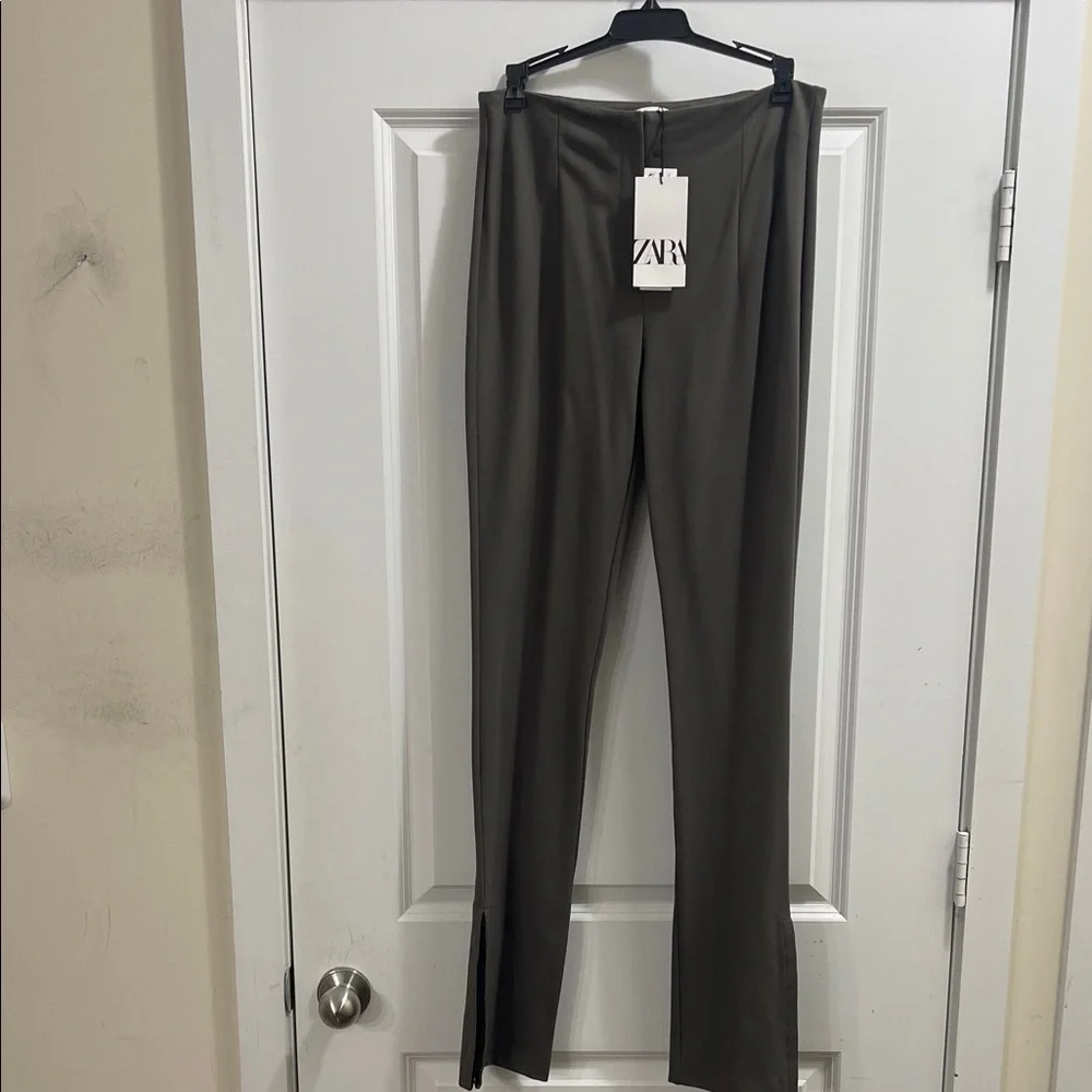 NWT/ Zara sage/gray pants sz medium - Picture 1 of 4